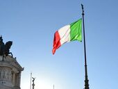 В Риме напали на посольство Беларуси. Возможно, из-за войны в Украине. Видео