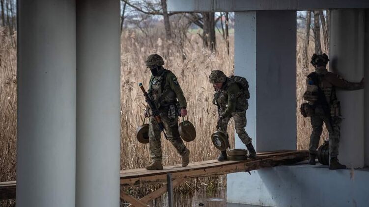 ВСУ минируют северные границы Украины. Фото Генштаба