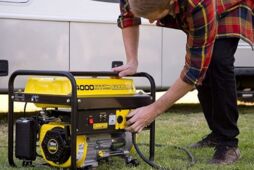 Схеми з електрикою, дорогі генератори та нові цінники. Як бізнес працює в умовах вимкнення світла