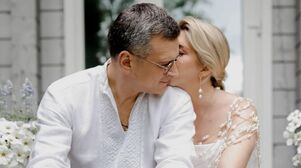 Экс-министр Кулеба и владелица секс-шопа Павелецкая поженились онлайн
