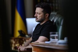 Петляючий маневр Зеленського. Що означають відставка Сирського та призначення Драпатого