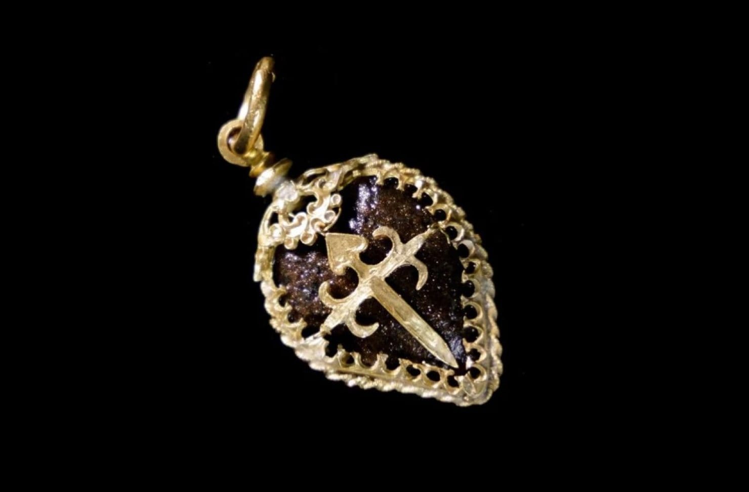 Украшение с корабля