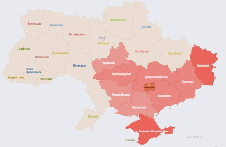 Почти весь юг Украины в зоне воздушной тревоги 1 января 2023 года