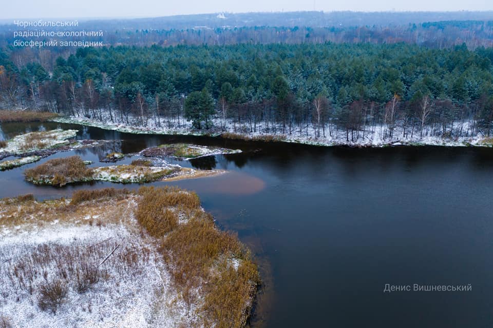 первый снег в Чернбыле