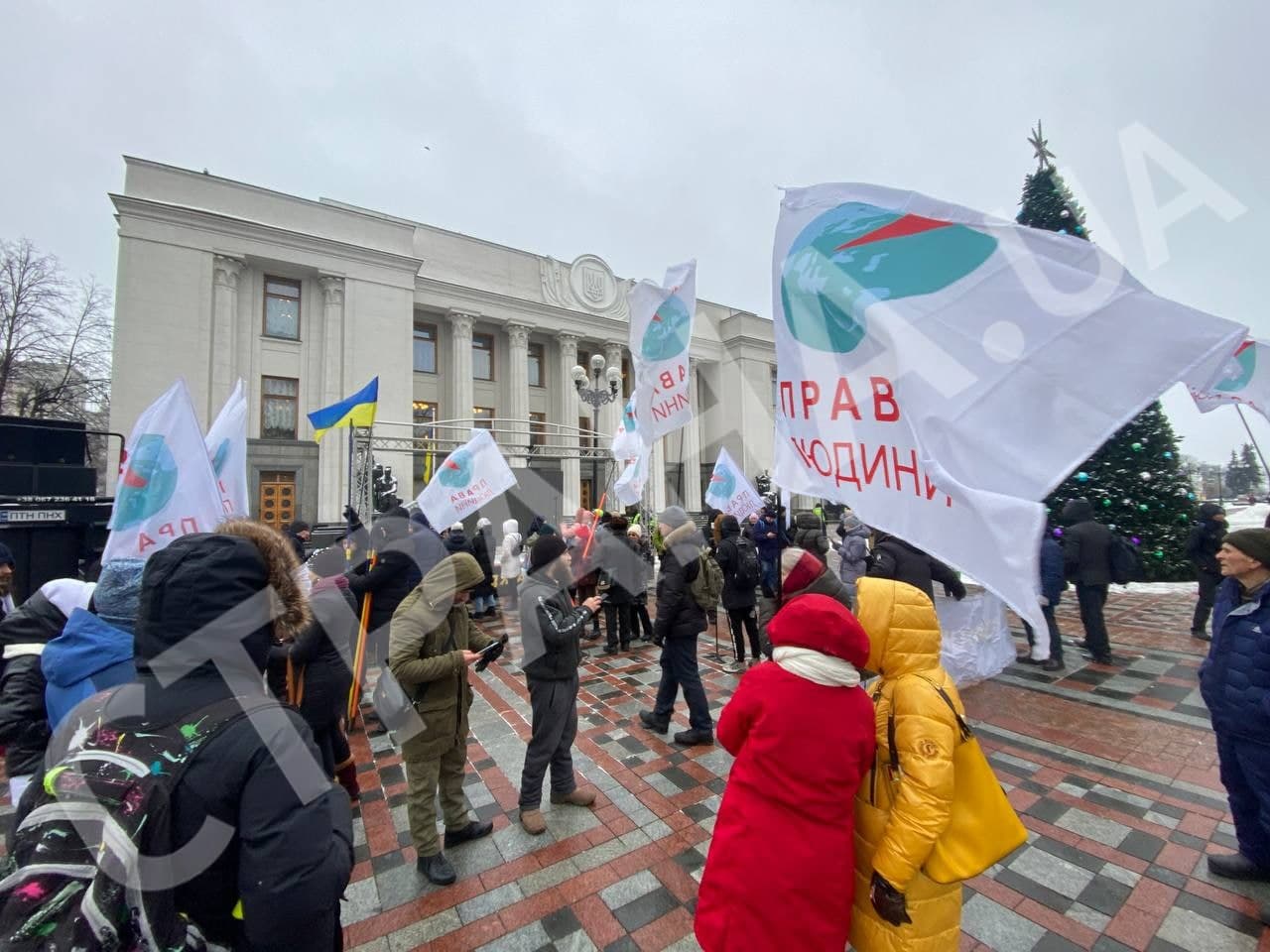 Митинг антивакцинаторов в Киеве 24 января. Фото: Страна