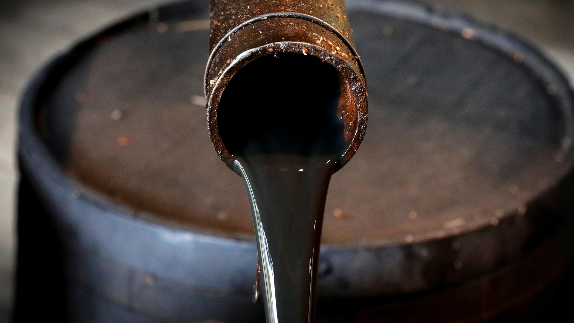 Рост цен на нефть больно ударит по простым людям