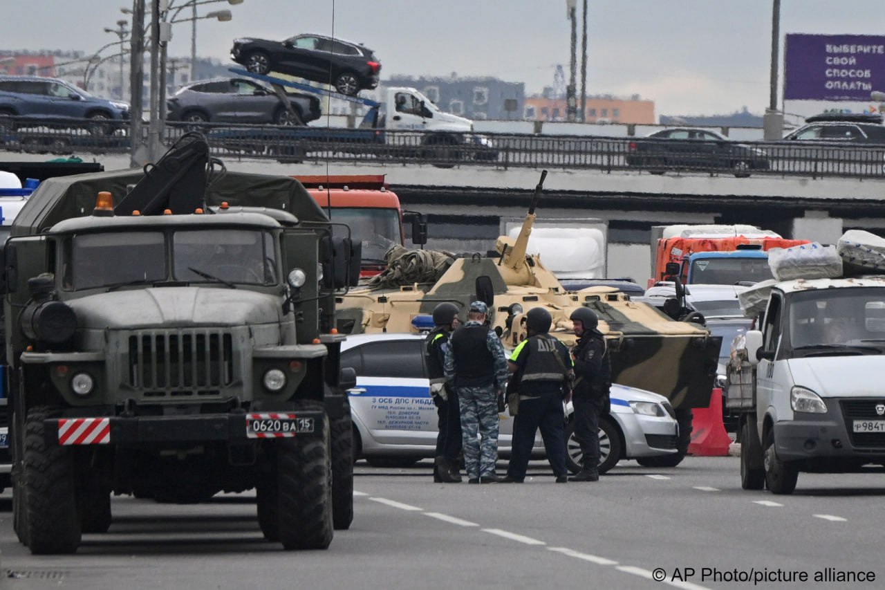 Москва на осадном положении