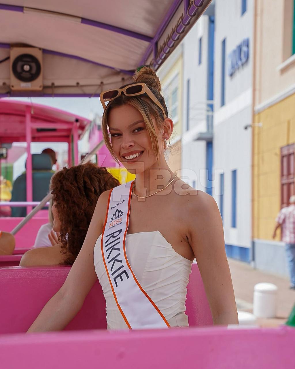 Мужчина-трансгендер стал "Мисс Нидерланды"