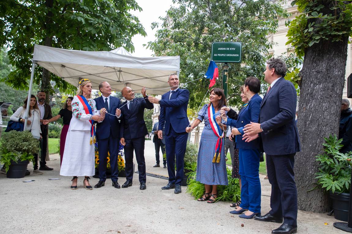Кличко провел День независимости Украины в Париже