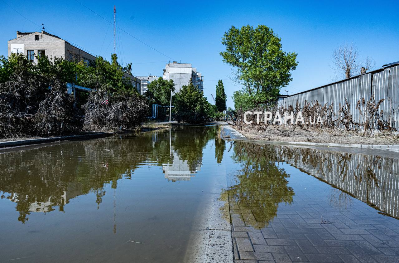 Затопленные улицы Херсона. Фото - Страна