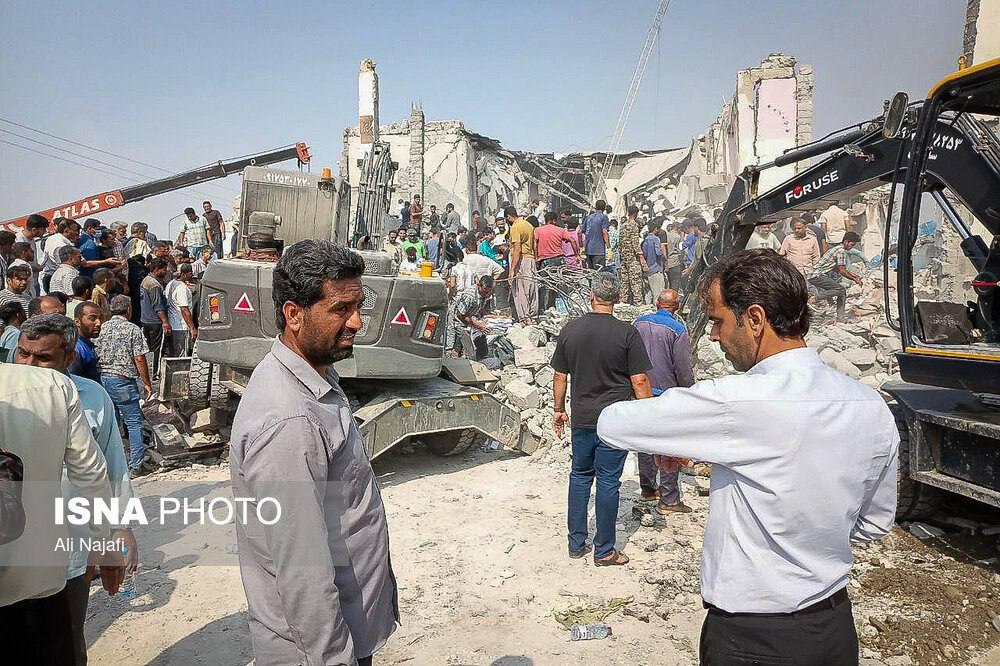 Фото (2) разрушенной школы в Иране. Источник – Телеграм