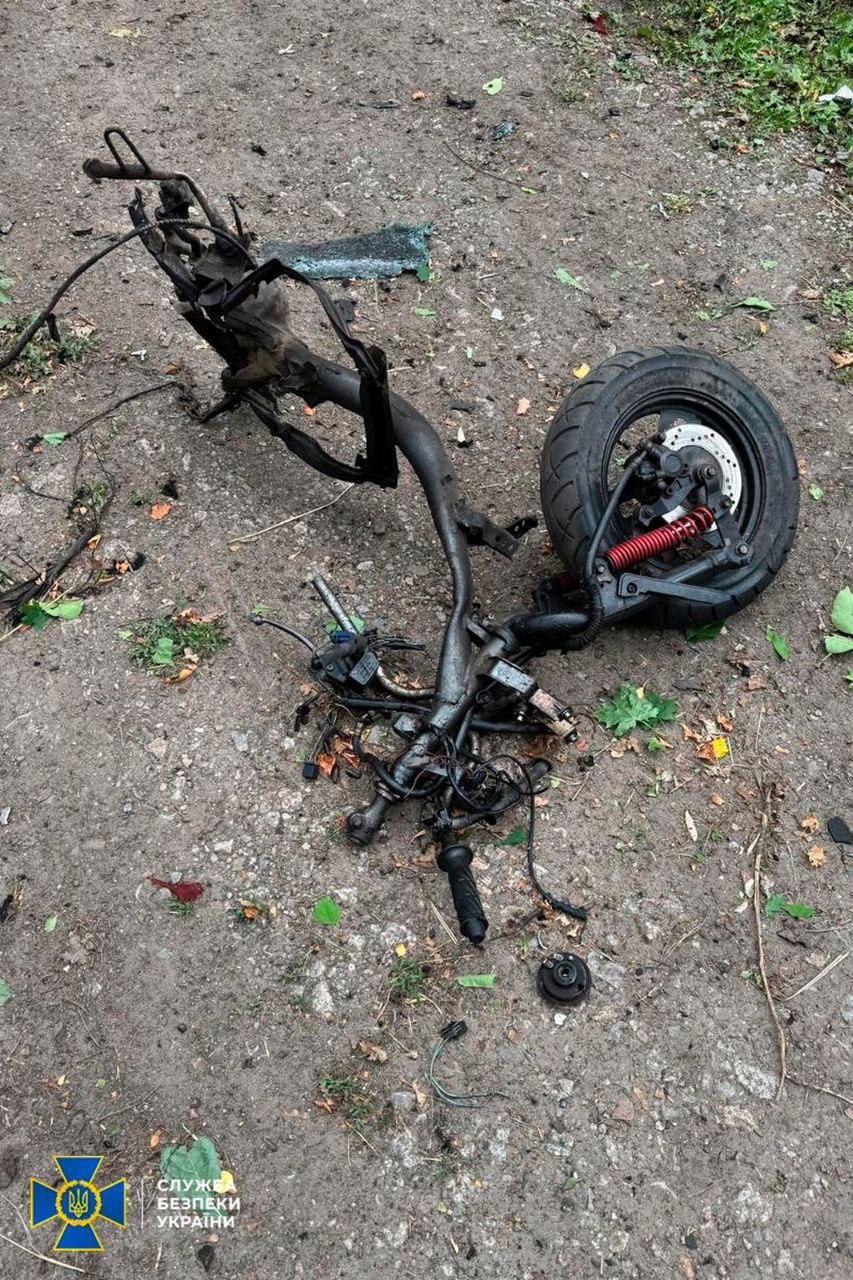 Фото фрагменти скутера. Джерело - Телеграм